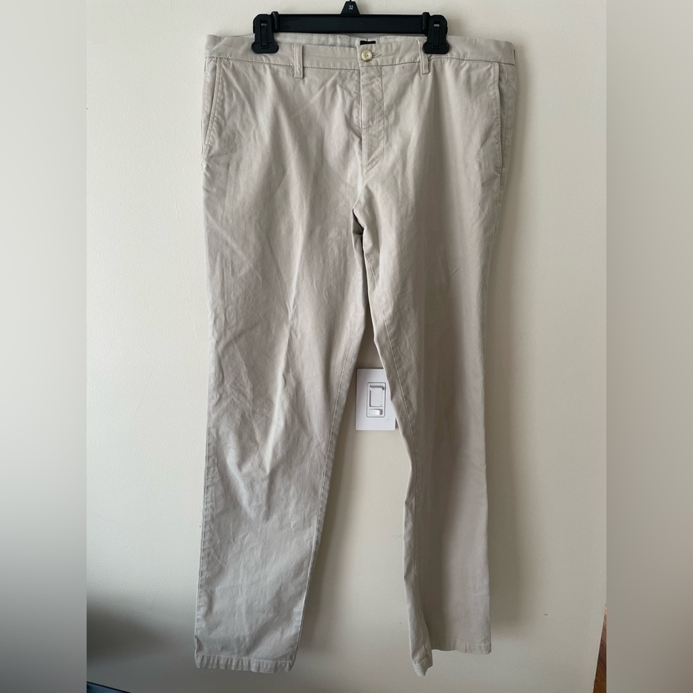 Hugo Boss Relaxed Fit Men’s Casual Pants Size 38